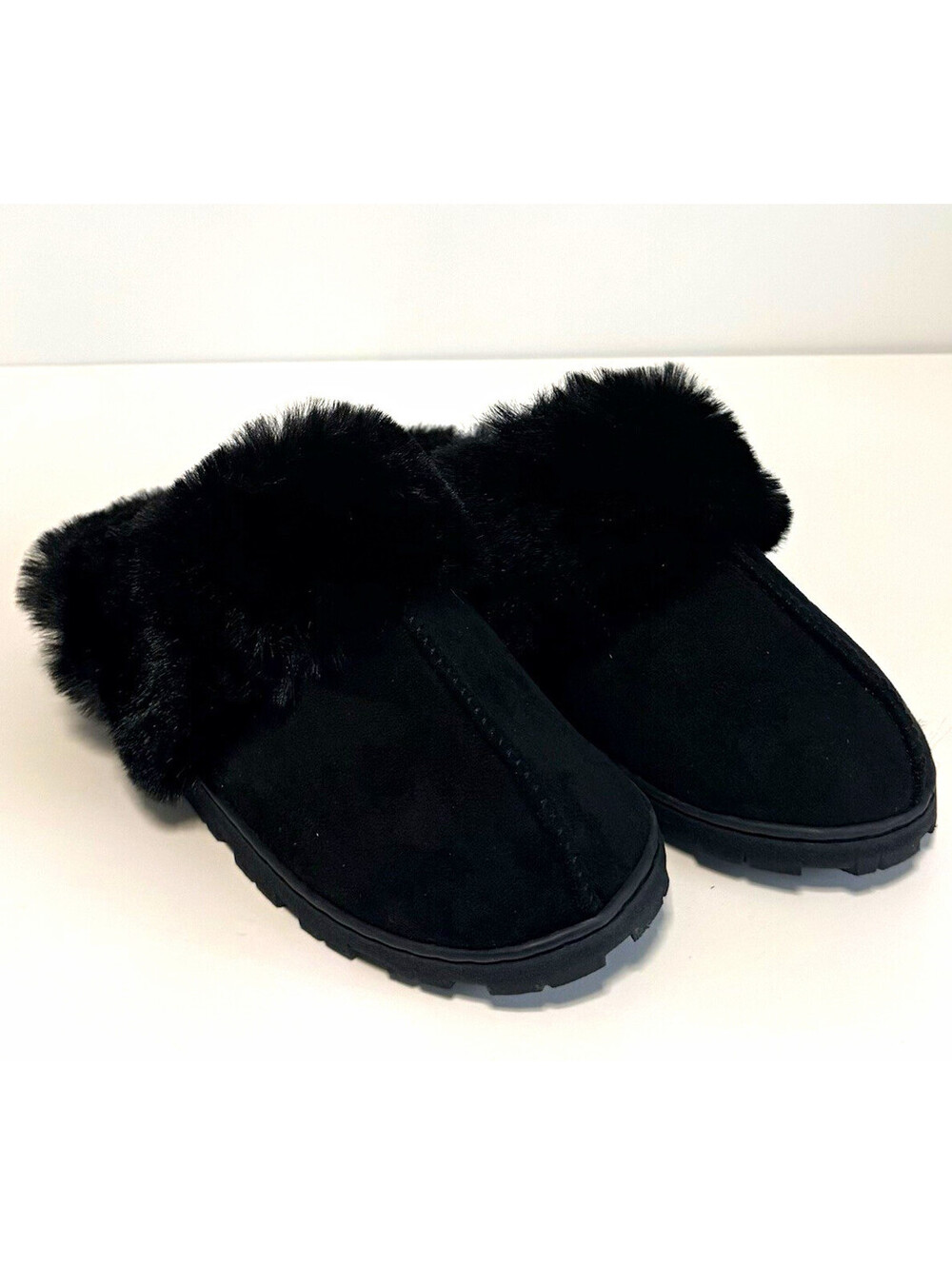Falls Creek Women’s Black Faux Fur Fur Trim Slip-On Slippers Size 6 New